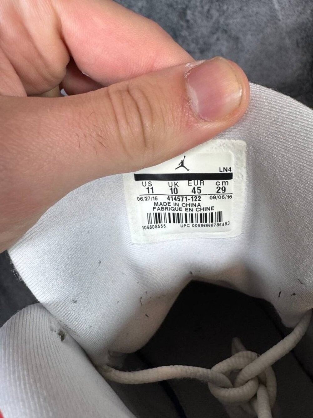 Size 11 | Jordan 13 Chicago With Box | Pre-Owned - Picture 5 of 9